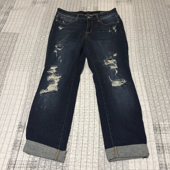 Judy Blue Denim - Judy blue size 9/29 mid rise boyfriend fit distressed blue jeans